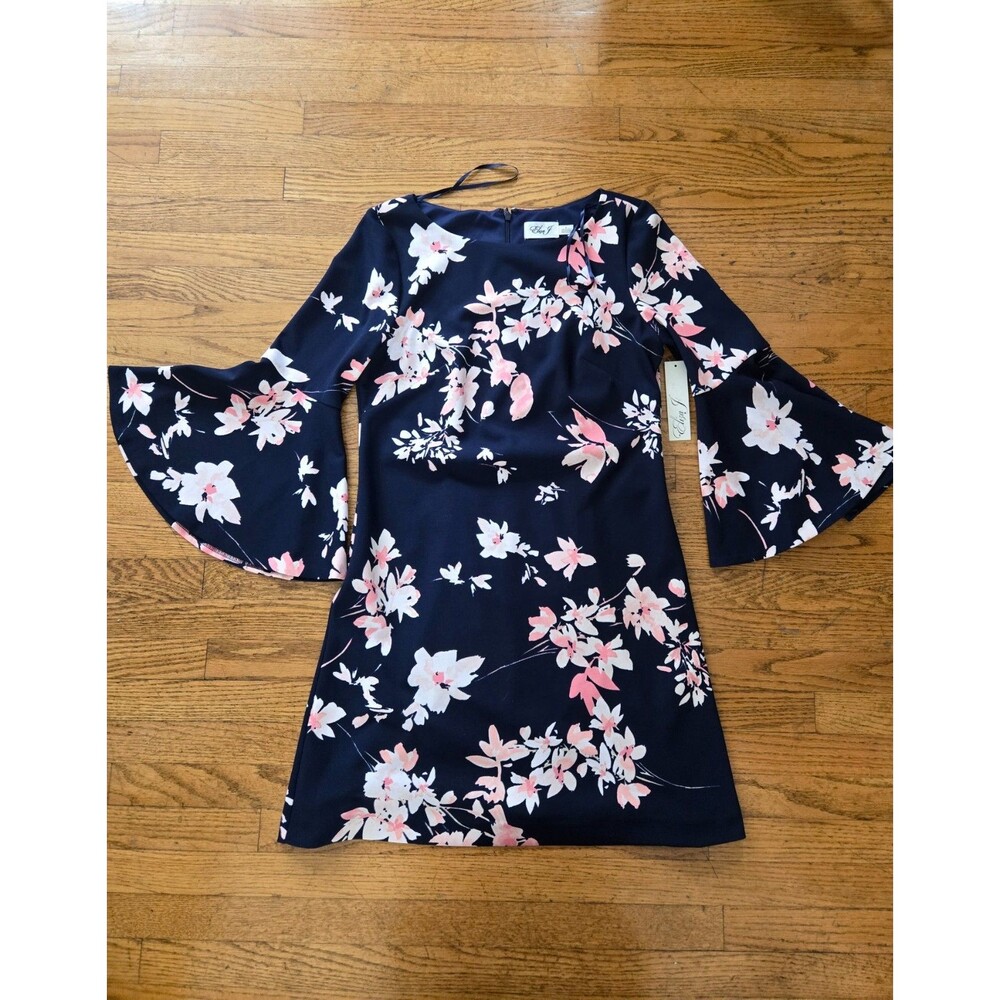 VTG Eliza J Bell Sleeve Floral Print Sheath Dress Size 8 Cocktail NWT!